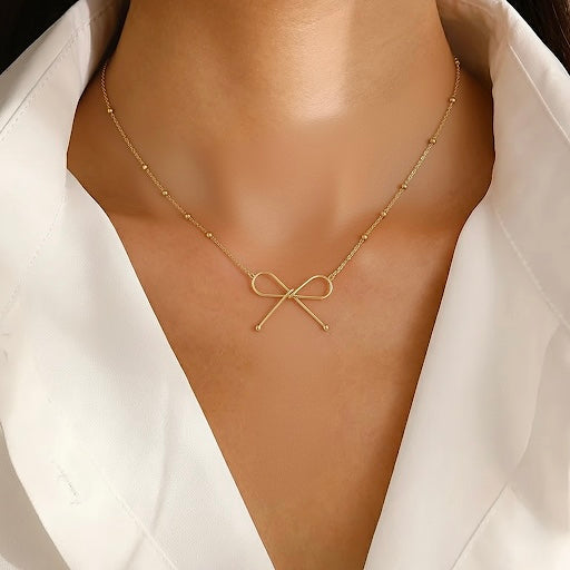 Hollow Bow Necklace