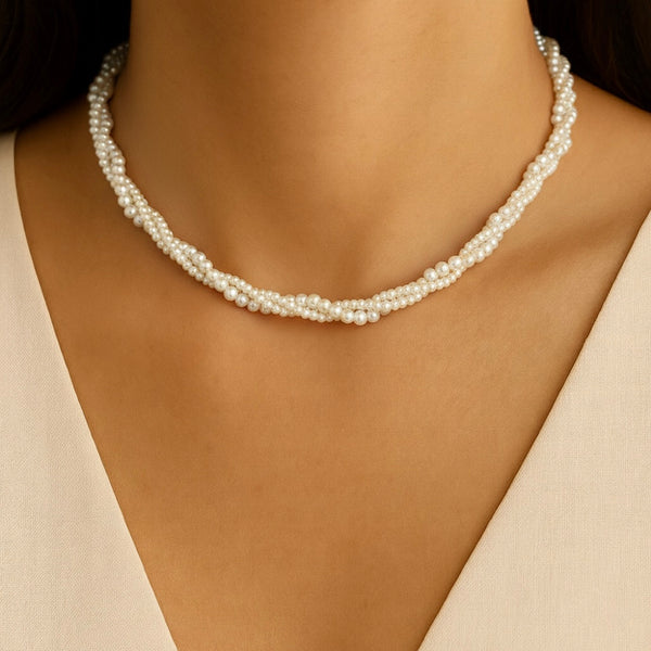 Pearl layer Choker