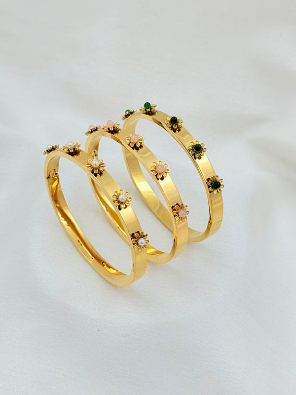 Colorful Flower kada