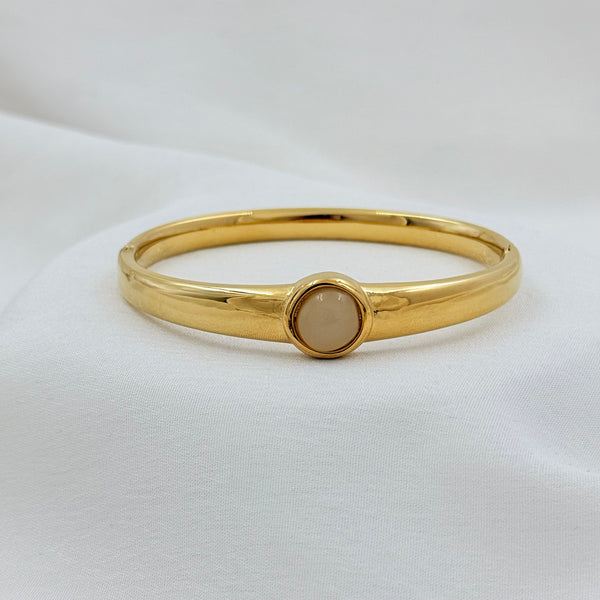 Vintage moonstone kada