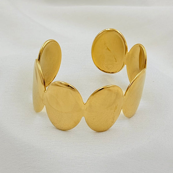 Golden Pebble Cuffkada