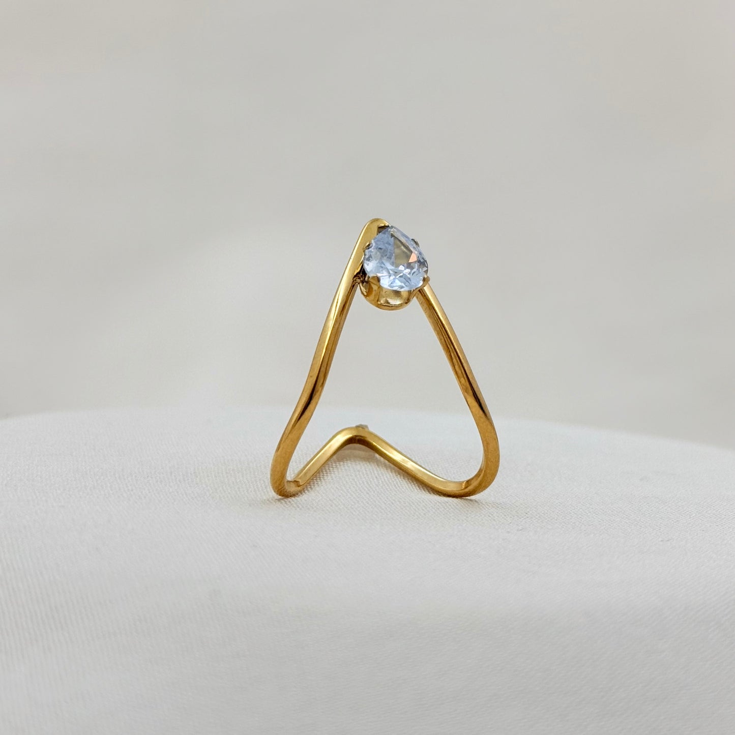 V Diamond Ring