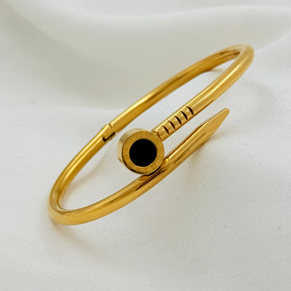 Nail Black Coin kada