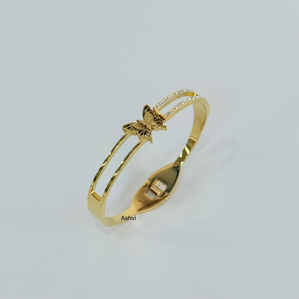 Butterfly bloom Kada