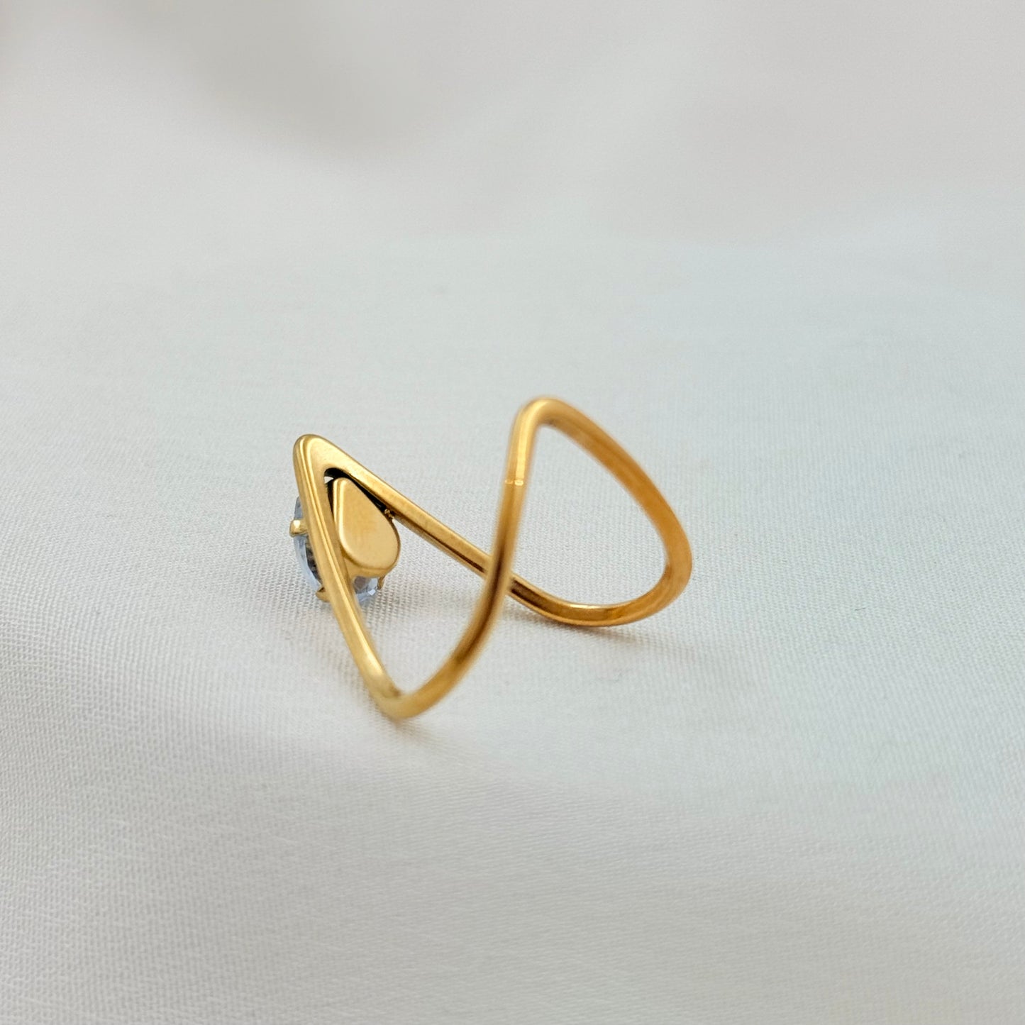 V Diamond Ring
