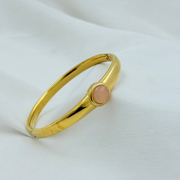 Vintage moonstone kada