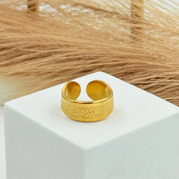 Vintage wide Ring