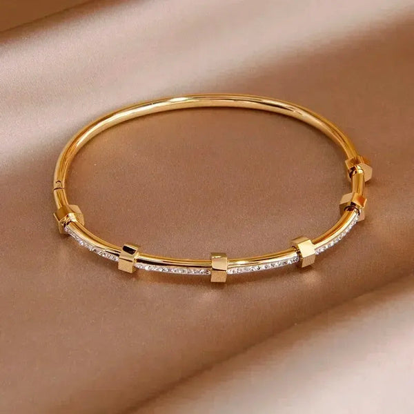 Dazzle Line Kada