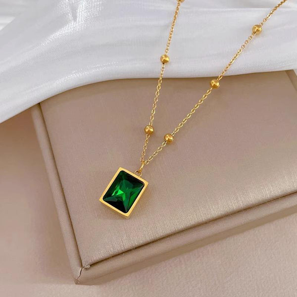 Green Glow Necklace
