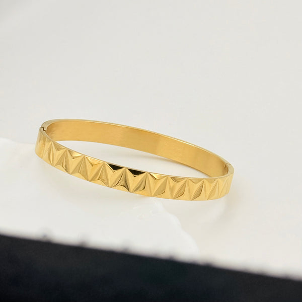 Pyramid Men’s Kada