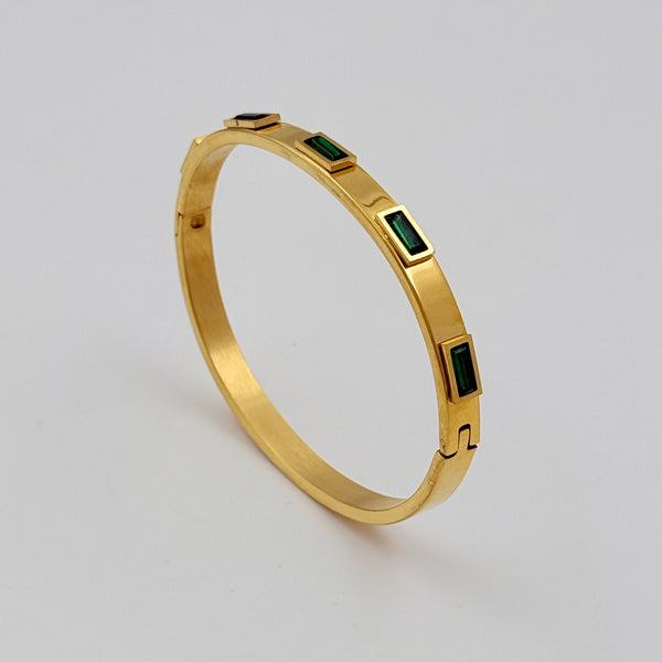 Emerald Mejesty kada