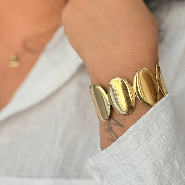 Golden Pebble Cuffkada