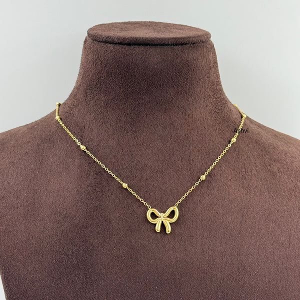 Gilded Ribbon Necklace