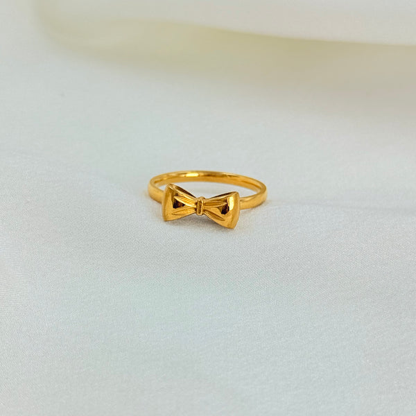 Bow belle ring