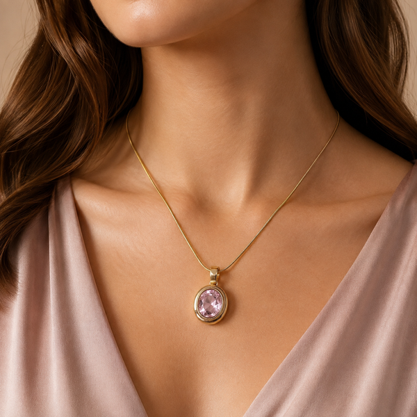 Emerald oval Pendant Necklace