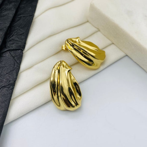 Scarlette Almond Earrings