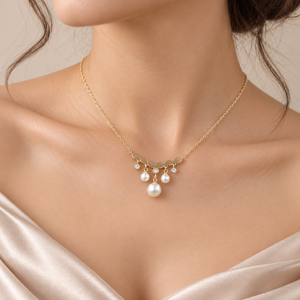 Dangling Pearl Necklace