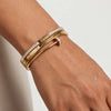 Nail broad kada