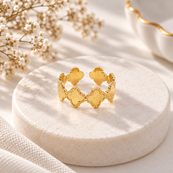 Clover Decore Ring