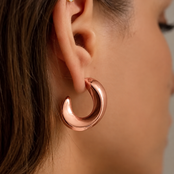 Cursive C Hoops