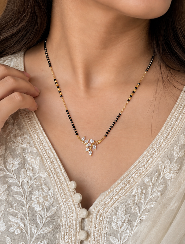 Aarohi Leaf Pendant Mangalsutra
