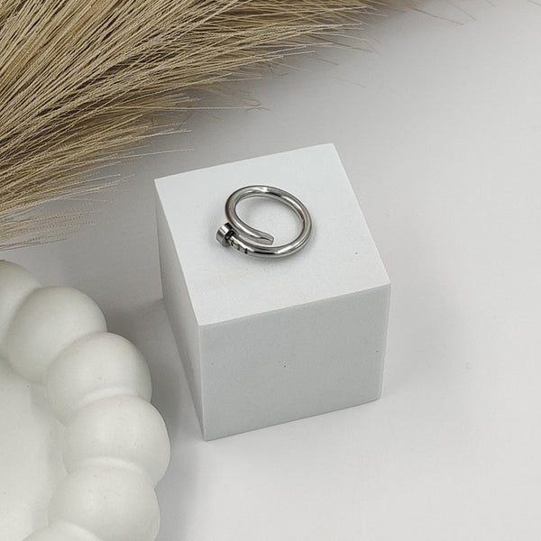 Nail Ring