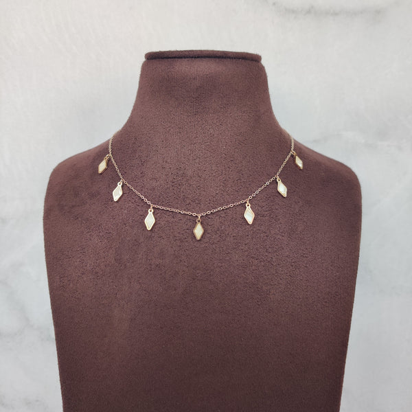 Tiny leaf Dangle Tanmaniya