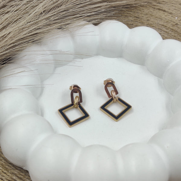 Dangling square Earrings