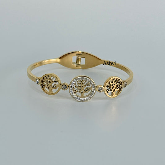 Tree love Kada