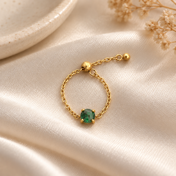 Aurelia Solitaire Adjustable Chain Ring