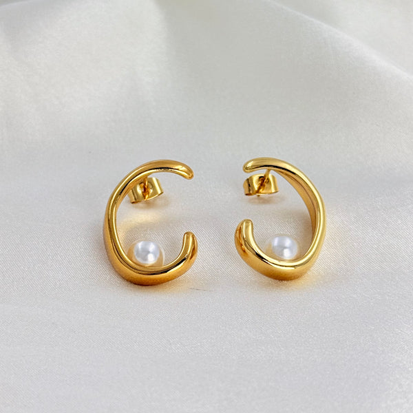 Pearl orbit hoops earrings