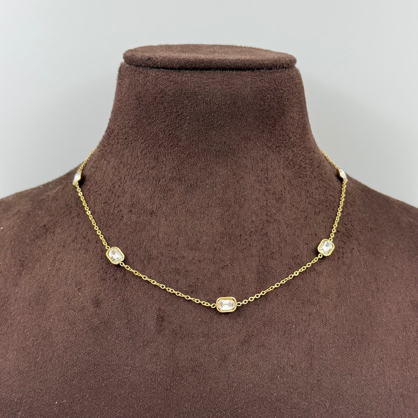 Colorbust Tanmaniya Necklace