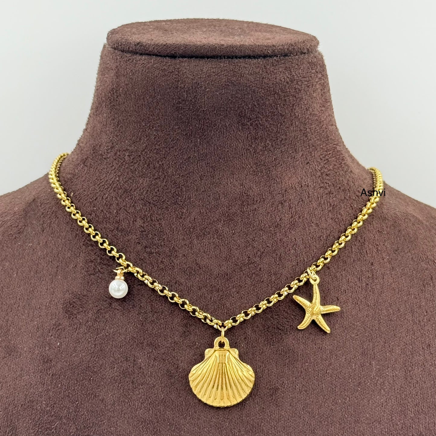 Shell Star Beach Charm Necklace