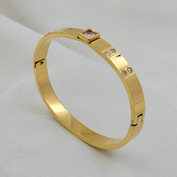 Glam Stone Kada