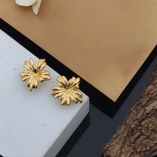 Chunky flower Stud Earrings