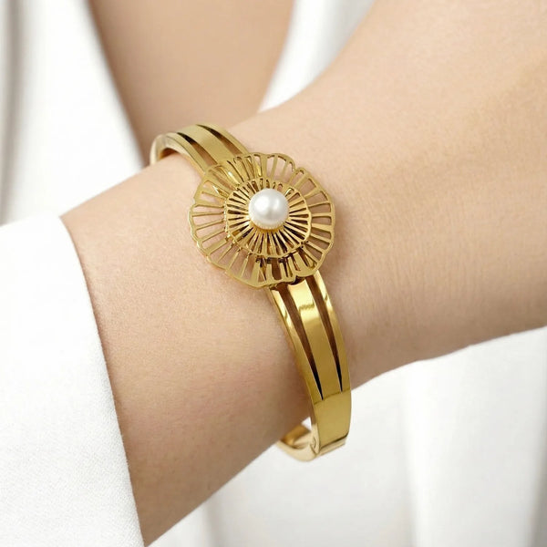Pearl Bloom Kada