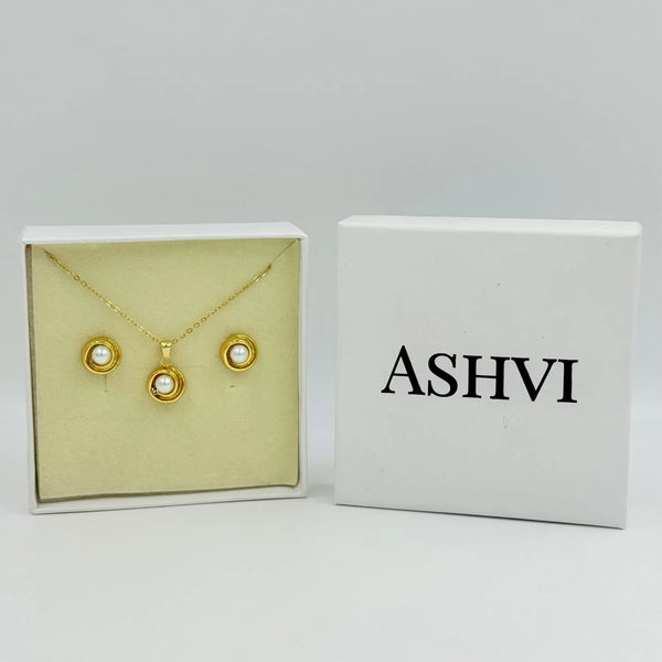Pearl Necklace Set