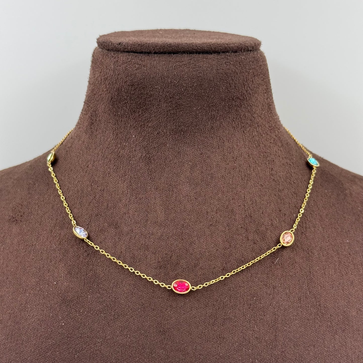 Oval Drop Tanmaniya Necklace