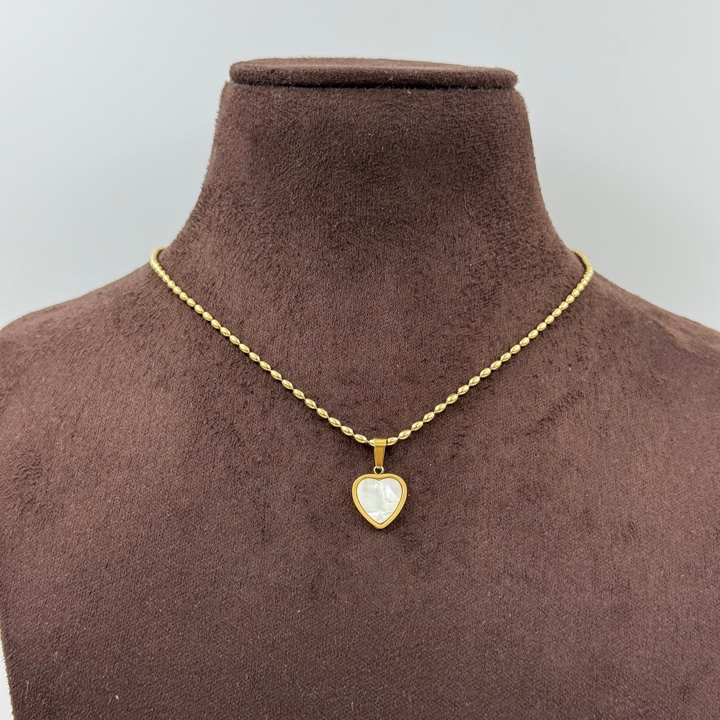 Shell Heart Pendant Necklace