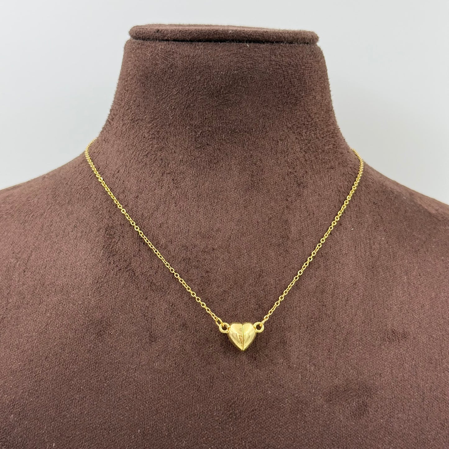 Tiny Heart Megnat Necklace