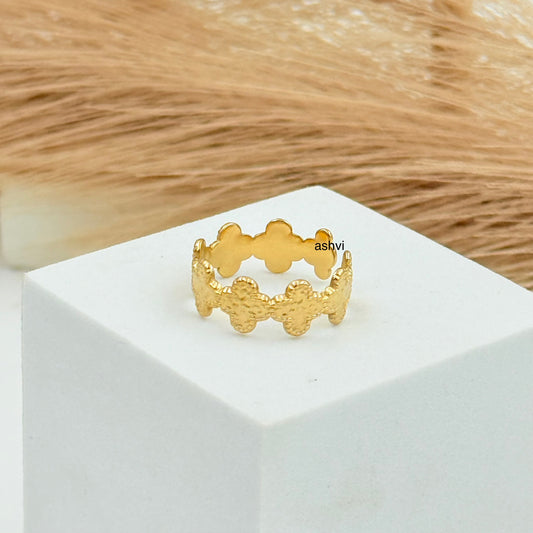 Clover Stacking Ring