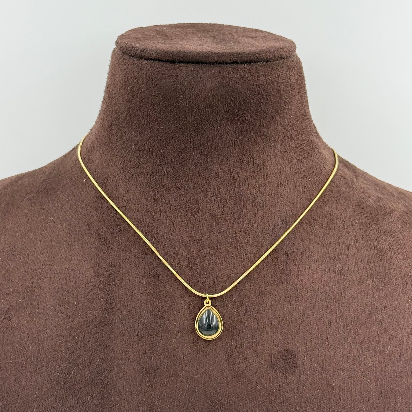 Water Drop Pendant Necklace