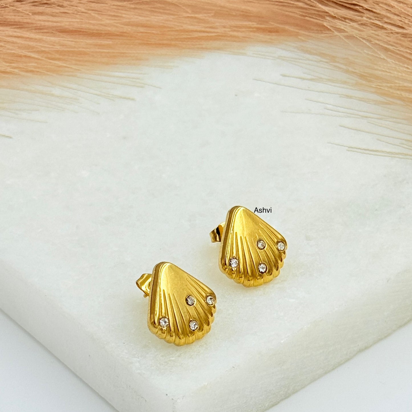 Sea Shell Stud Earrings