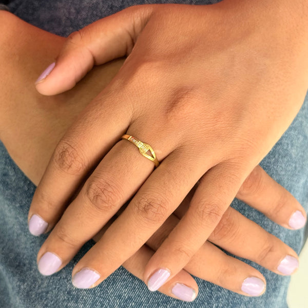 Grace loop ring