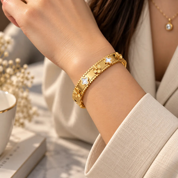 Bold Clover kada