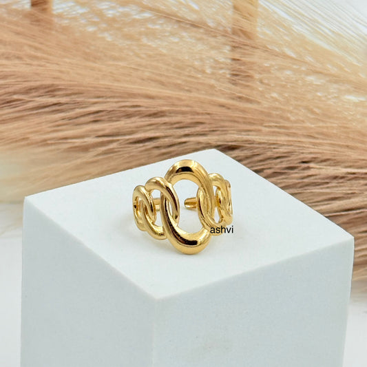 Elegance Ring