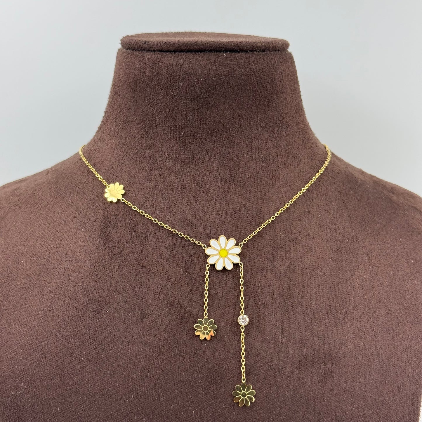 Hanging Daisy Flower Necklace