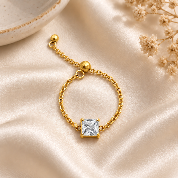Alina Square Solitaire Adjustable Chain Ring