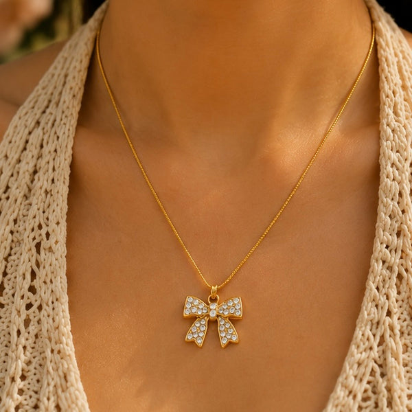 Bow Diamond Necklace