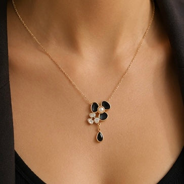 Flower Dangle Necklace